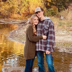 Meet your Posher, Raeonna